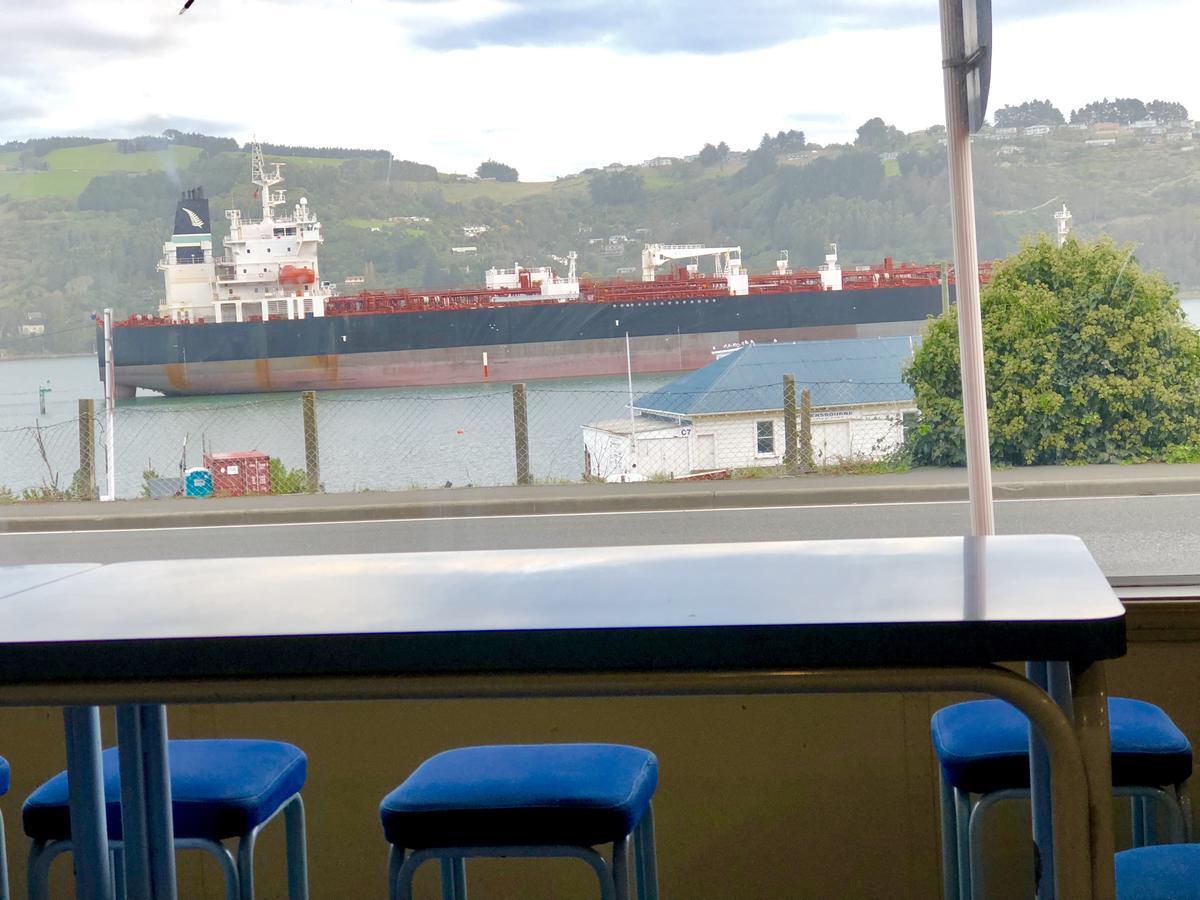 Harbourview Stadium Hotel ديوندين المظهر الخارجي الصورة